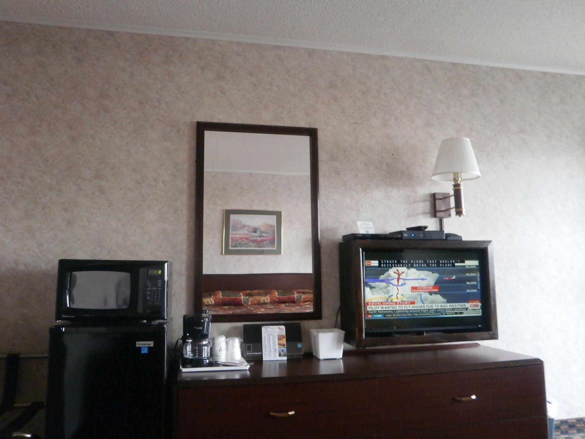 Richmond Inn And Suites Exteriér fotografie