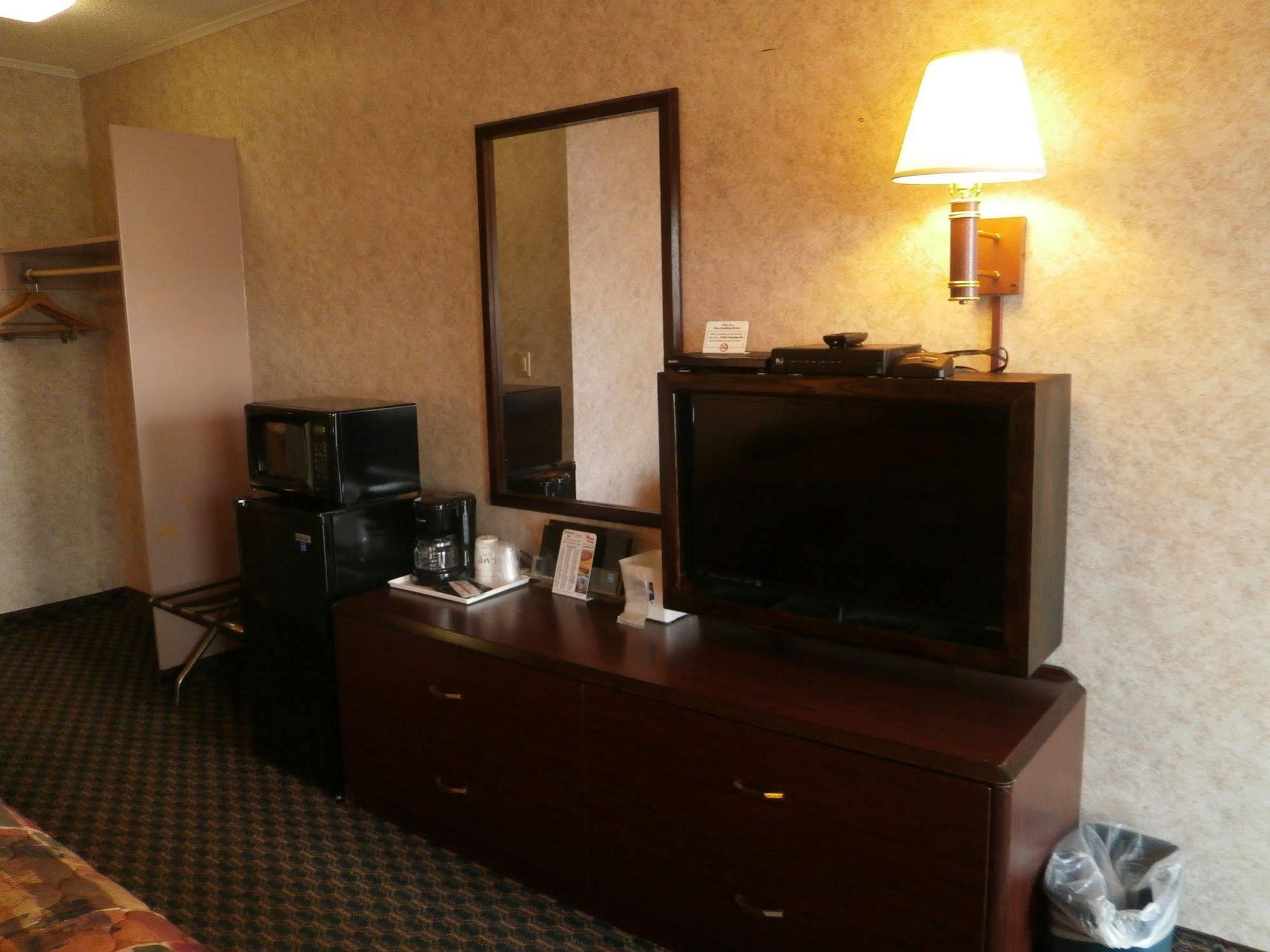 Richmond Inn And Suites Exteriér fotografie