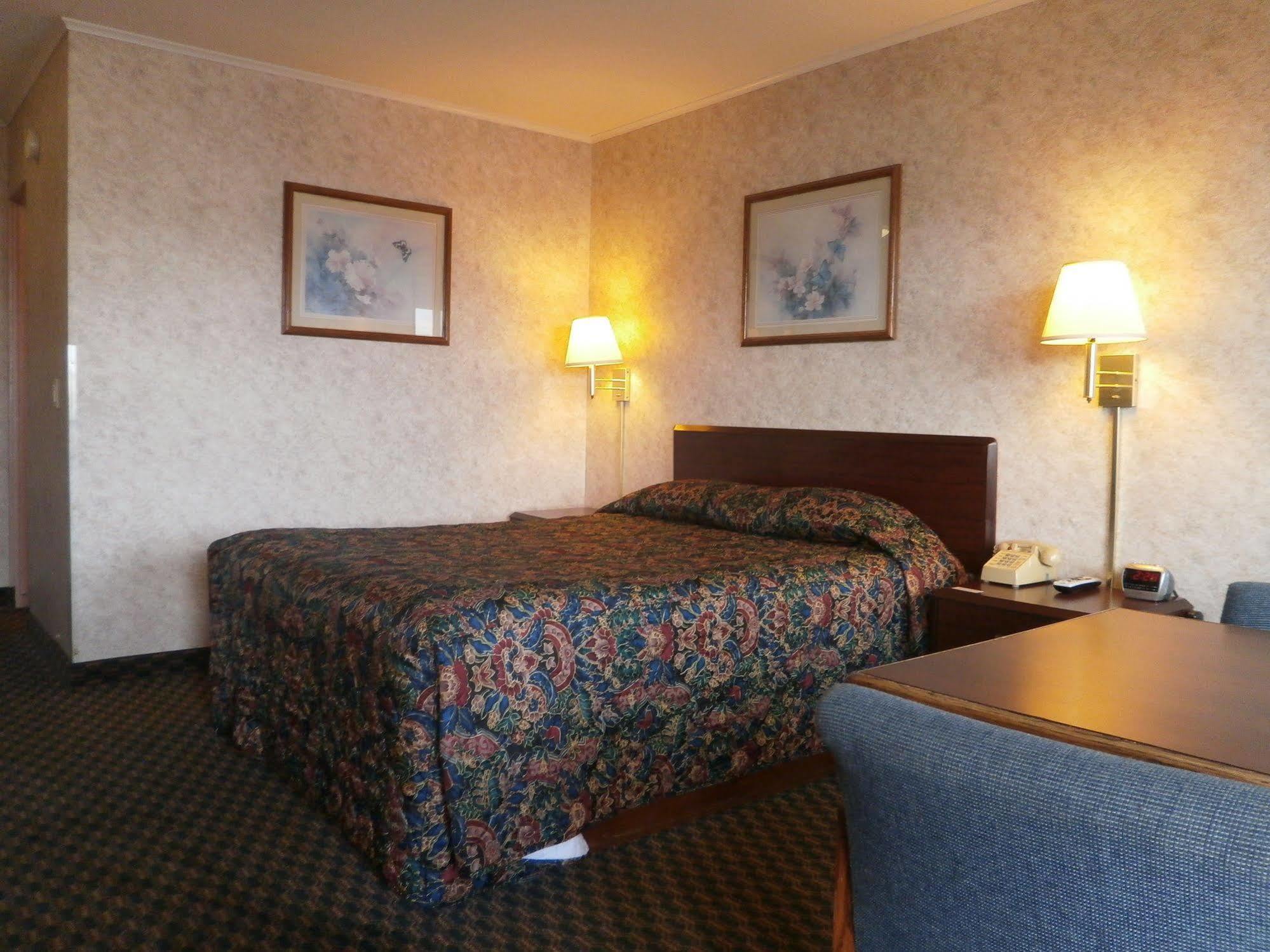 Richmond Inn And Suites Exteriér fotografie